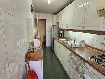 Departamento en Venta en Luis Thayer Ojeda & Carlos Antunez