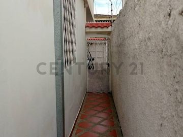 Venta de Casa Centenario Sur, Guayaquil E.Men