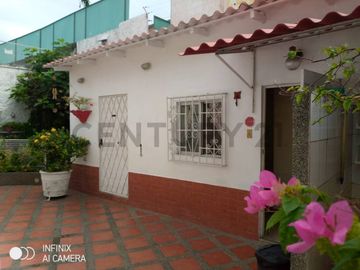 Venta de Casa Centenario Sur, Guayaquil E.Men