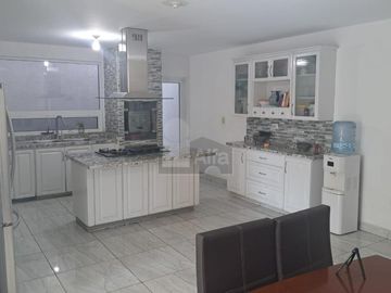 Casa sola en venta en Los Pinos, Saltillo, Coahuila