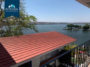 Casa en venta, Bajada del Panteón (Amueblada), Tequesquitengo.