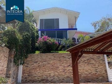 Casa en venta, Bajada del Panteón (Amueblada), Tequesquitengo.
