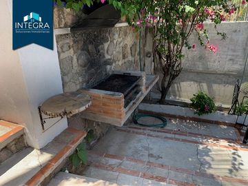 Casa en venta, Bajada del Panteón (Amueblada), Tequesquitengo.