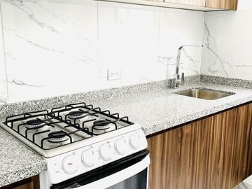 CASA EN VENTA CON RECÁMARA EN PB EN RESIDENCIAL GEMMA MUY CERCA DE LA 11 SUR