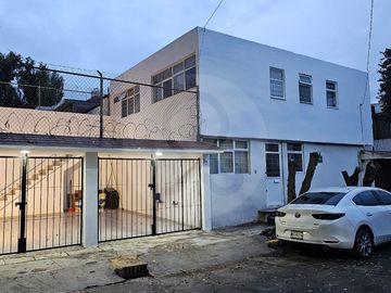 Casa en condominio en renta en Jardines de Santa Mónica
