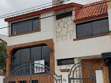 Casa en Renta Fuentes de Satélite