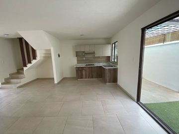 CASA EN VENTA EN BOSQUES DEL DORADO