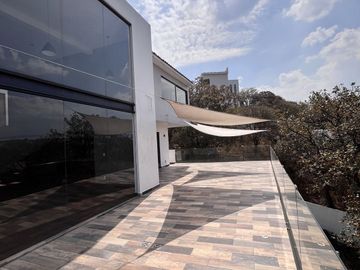 Renta Moderna Residencia en Rancho San Juan