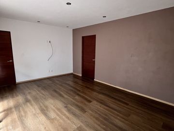 Renta Moderna Residencia en Rancho San Juan