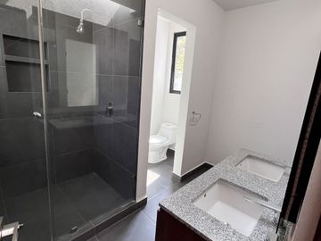 Renta Moderna Residencia en Rancho San Juan