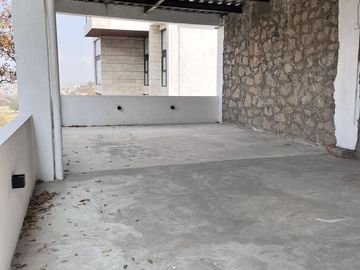 Renta Moderna Residencia en Rancho San Juan