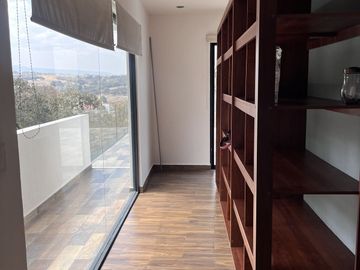 Renta Moderna Residencia en Rancho San Juan
