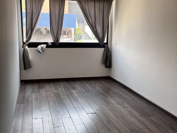 Renta Moderna Residencia en Rancho San Juan