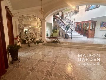 Venta de casa en Club de Golf Vallescondido