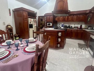 Venta de casa en Club de Golf Vallescondido