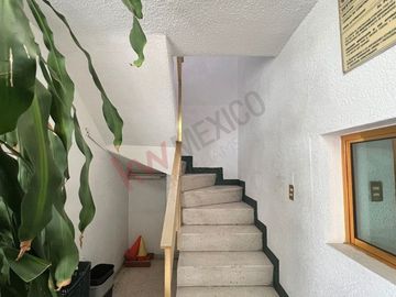 COLEGIO EN VENTA PLUTARCO, IZTACCIHUATL SUR, IZTACALCO.