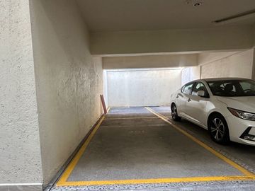 DPTO. VENTA CON ROOF GARDEN 2 REC 2 BAÑOS 2 AUTOS MUY ILUMINADO