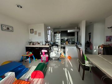 DPTO. VENTA CON ROOF GARDEN 2 REC 2 BAÑOS 2 AUTOS MUY ILUMINADO