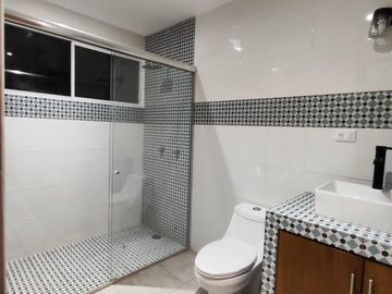 CASA  EN VENTA | CON JARDIN GRANDE | POR LA BUAP PUEBL