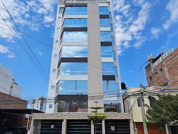 Departamento en Venta en Cerro Colorado – A 3 cuadras de la Plaza las Américas