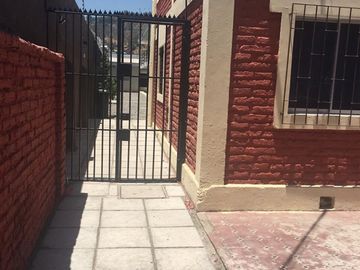 Casa en Venta en ATENCION INVERSIONISTA! COMPRA CASA MAS 19 DEPTOS. INTERIORES SOLIDOS NEGOCIO FUNCIONANDO