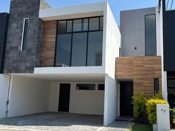 CASA EN VENTA CLÚSTER NUEVO LEÓN LOMAS ANGELÓPOLIS