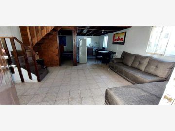 Casa en Venta en Loma Larga