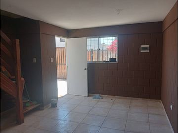 VENDE LINDA CASA COMO NUEVA ,VALLES DE MARGA MARGA VILLA ALEMANA ZORB