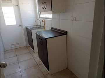 VENDE LINDA CASA COMO NUEVA ,VALLES DE MARGA MARGA VILLA ALEMANA ZORB