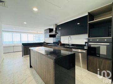 DEPARTAMENTO EN BE TOWERS