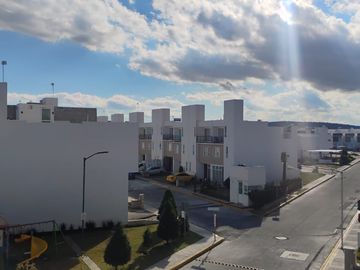 CASA EN FRACCIONAMIENTO DORADO RESIDENCIAL