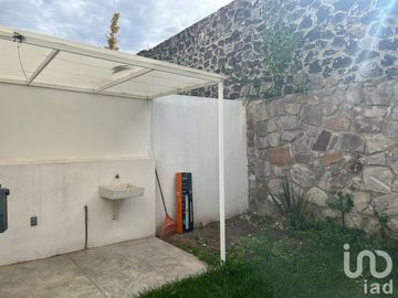 CASA EN VENTA EN ZIBATÁ CONDOMINIO QUETZAL 3.4 MDP