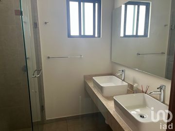 CASA EN VENTA EN ZIBATÁ CONDOMINIO QUETZAL 3.4 MDP
