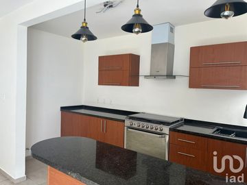 CASA EN VENTA EN ZIBATÁ CONDOMINIO QUETZAL 3.4 MDP