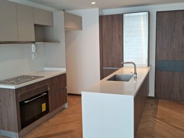 VENTA DE DEPARTAMENTO CON ROOF GARDEN PRIVADO EN COL ROMA