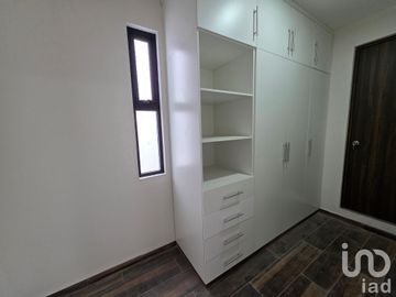 Venta de casa en Fraccionamiento la Herradura en Coatepec.