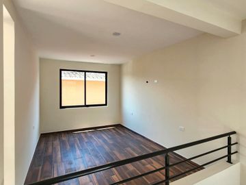 Venta de casa en Fraccionamiento la Herradura en Coatepec.
