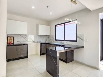 Venta de casa en Fraccionamiento la Herradura en Coatepec.