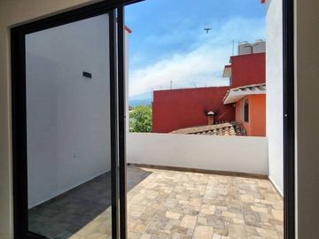 Venta de casa en Fraccionamiento la Herradura en Coatepec.