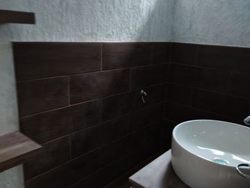 Venta de casa en Fraccionamiento Lirios en Coatepec.