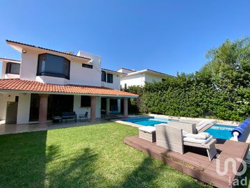 CASA EN VENTA EN LOMAS DE COCOYOC MORELOS