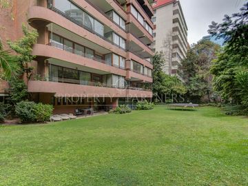 Riesco/ Vista al Cerro/ El Golf/ Gran departamento