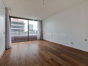 Riesco/ Vista al Cerro/ El Golf/ Gran departamento