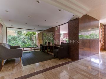 Riesco/ Vista al Cerro/ El Golf/ Gran departamento