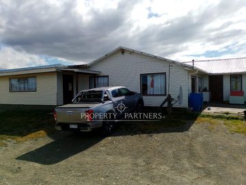 Se vende parcela con hermosa casa habitación amoblada
