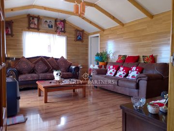 Se vende parcela con hermosa casa habitación amoblada