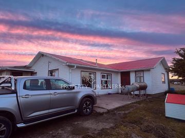 Se vende parcela con hermosa casa habitación amoblada