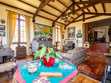 Espectacular casa ubicada en el Corazón de San Joaquín