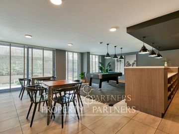 Venta de Moderno Departamento Estilo Mariposa en Ñuñoa: Excelente Conectividad y Ubicación