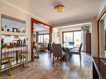 Cómoda y Amplia  Casa  estilo Mediterráneo en Avenida Principal Gabriela Mistral